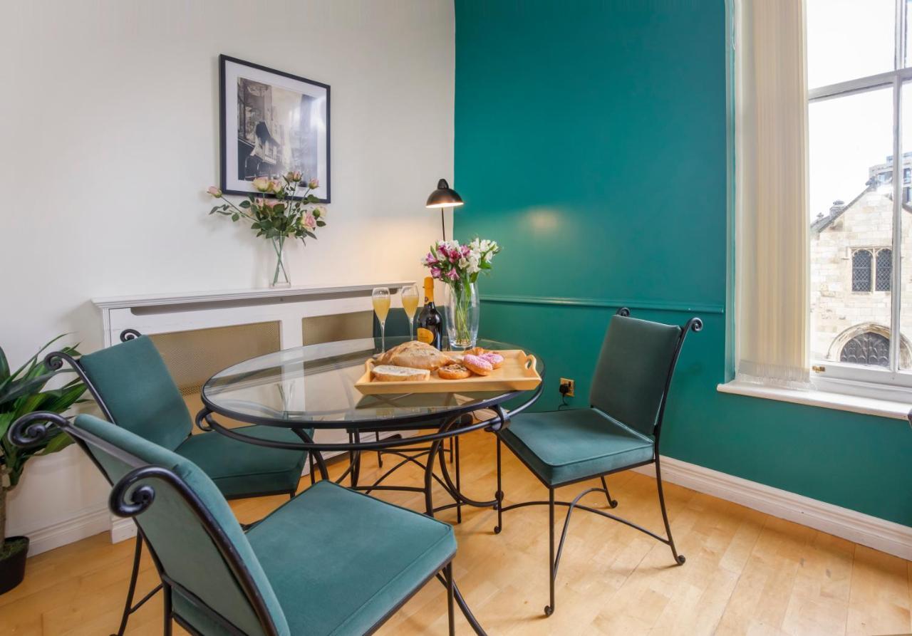 Appartamento Shambles In The Centre Of York, Sleeps 16 *